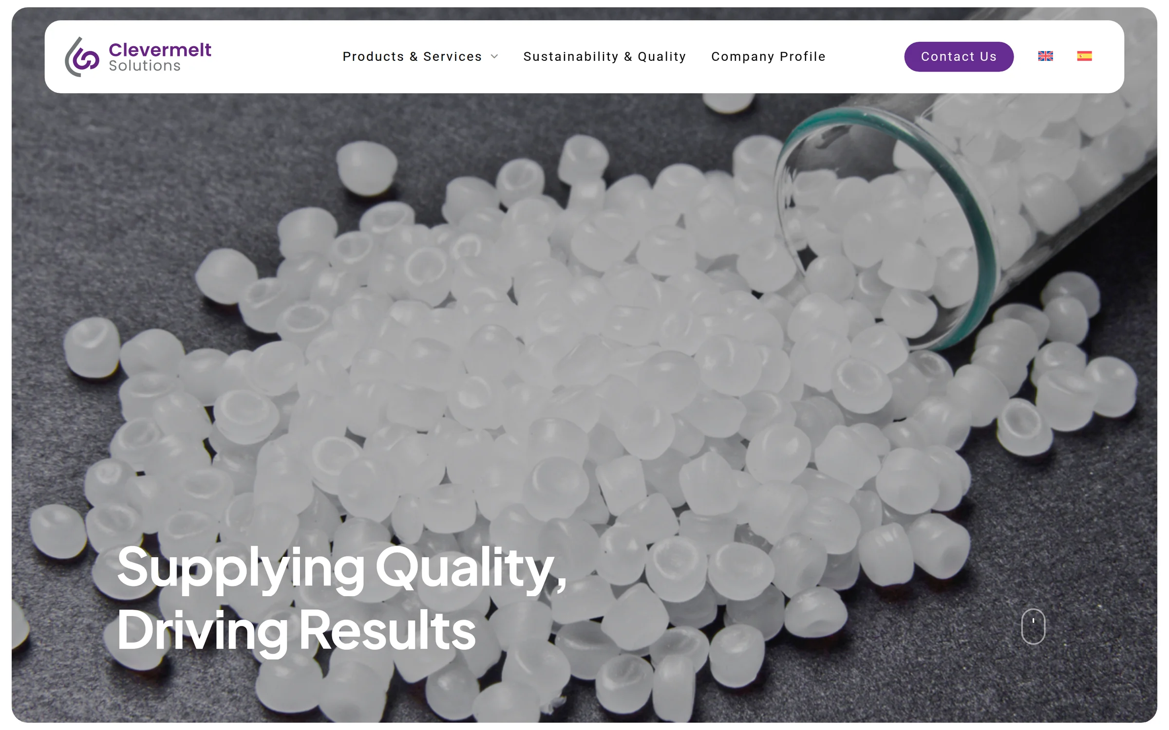 Portada de Clevermelt con el titular «Supplying Quality, Driving Results» sobre una imagen de granza de adhesivo