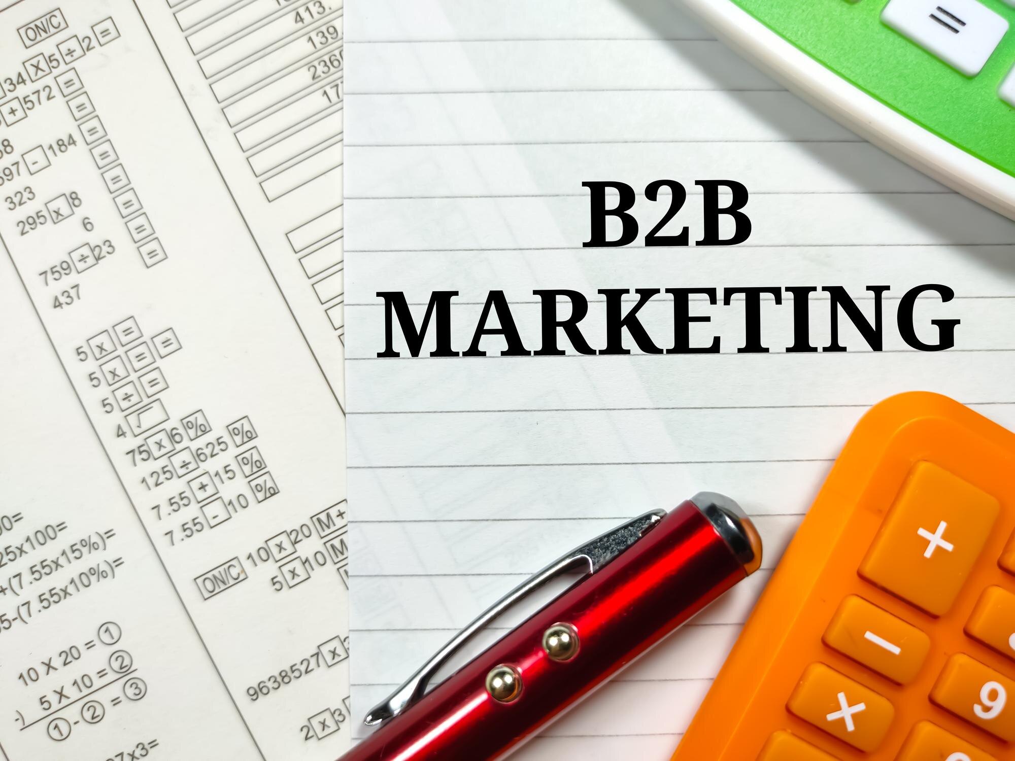 Presupuesto de marketing B2B, lo que gasta cada sector en 2026
